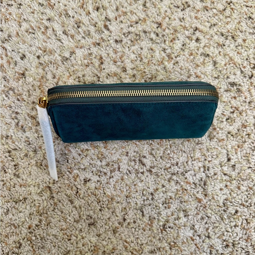 Suede Makeup Pouch - Madewell - Picture 3 of 6